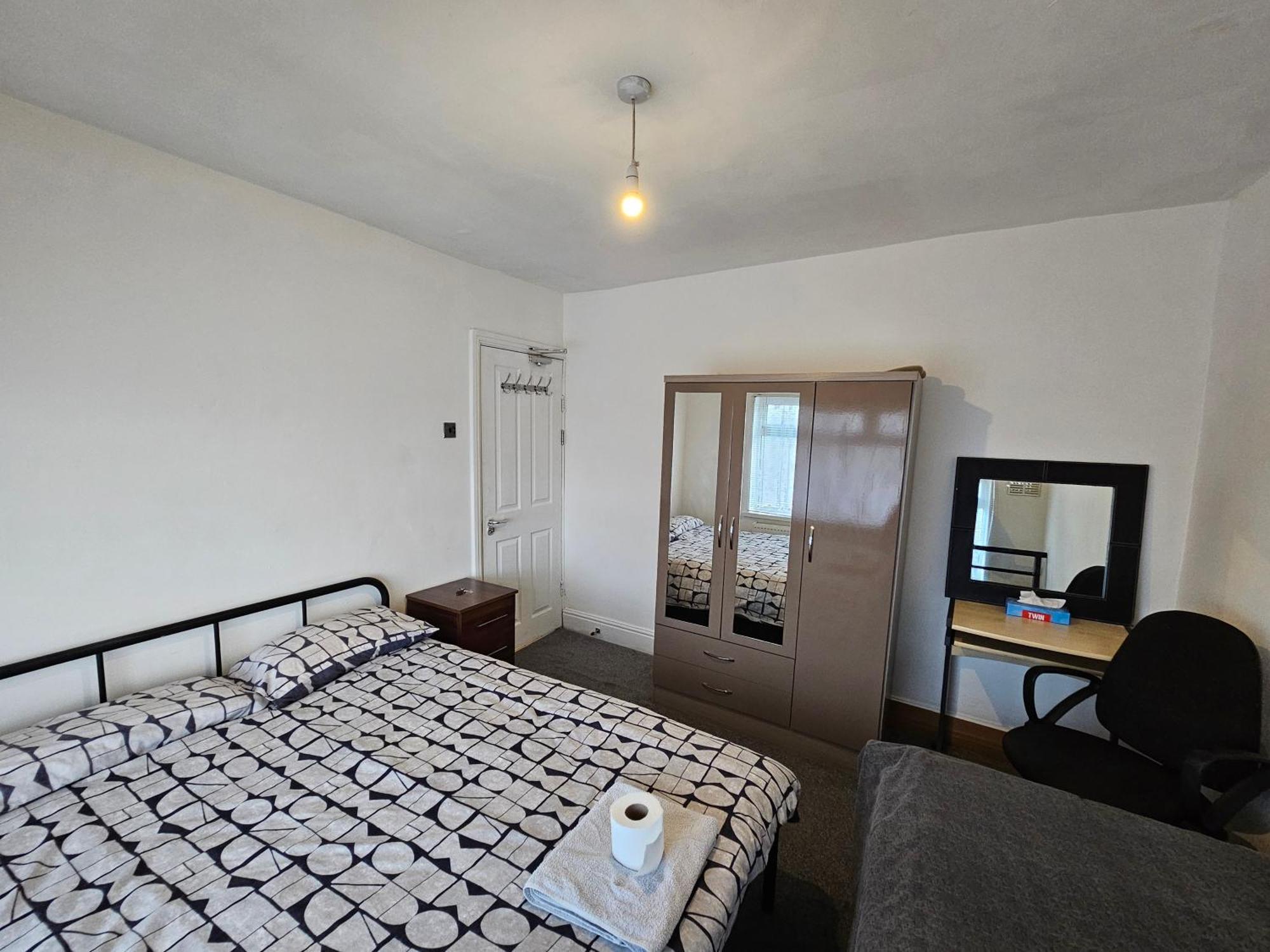 Monyhull Homestay - Near City Centre Kingsheath Nia Nec Bhx Birmingham Eksteriør billede